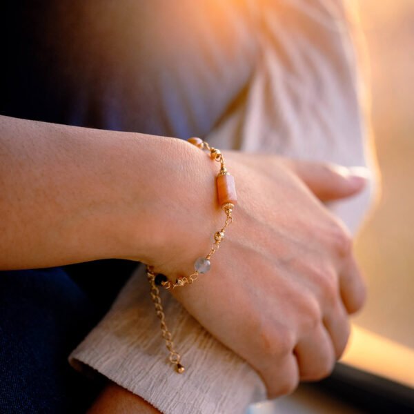Mileira-Relocate-single-bracelet